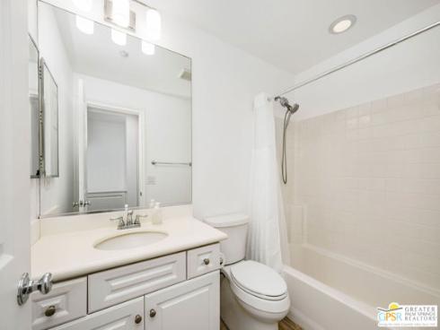 50 Vintage , Irvine, CA