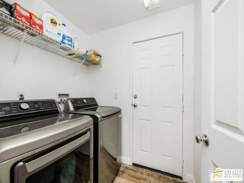 50 Vintage , Irvine, CA