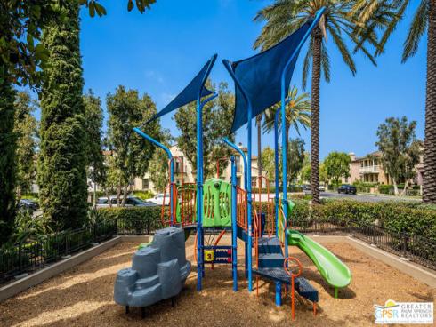 50 Vintage , Irvine, CA