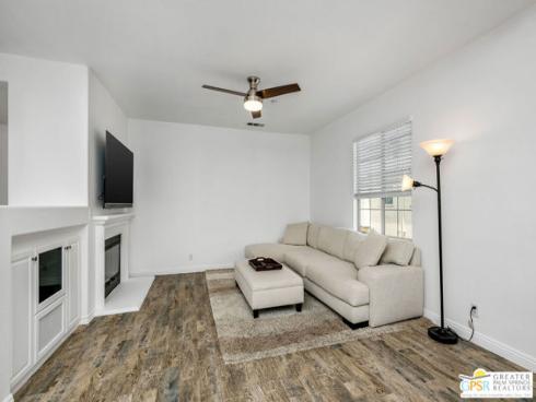 50 Vintage , Irvine, CA