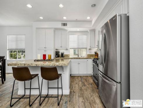 50 Vintage , Irvine, CA