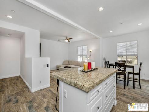 50 Vintage , Irvine, CA