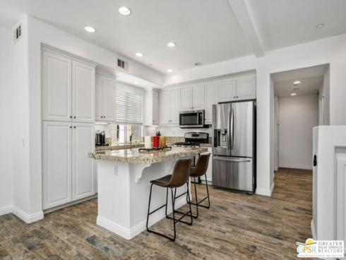 50 Vintage , Irvine, CA