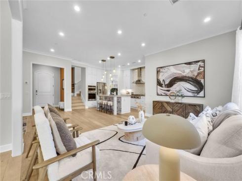 61 Acorn Glen , Irvine, CA