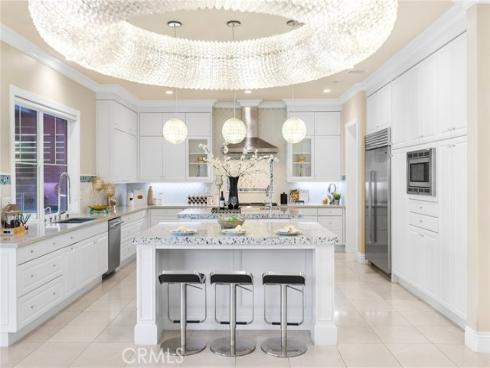 123  Calderon  , Irvine, CA