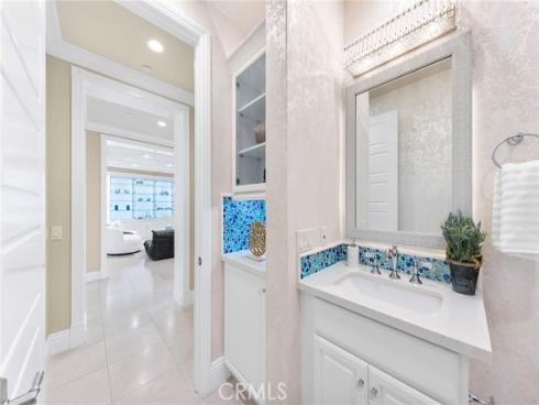 123  Calderon  , Irvine, CA