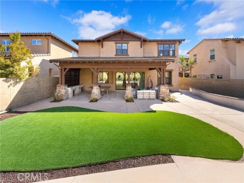 123  Calderon  , Irvine, CA