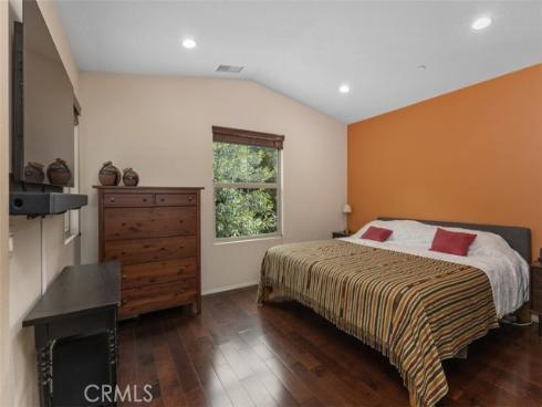 68  Elysian  , Irvine, CA