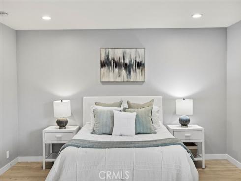 3 Summer Breeze , Irvine, CA