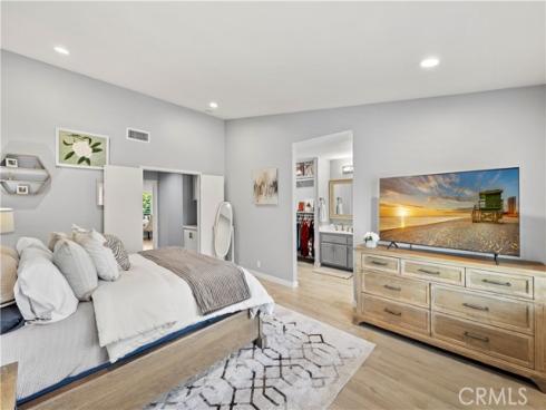 3 Summer Breeze , Irvine, CA