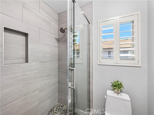 3 Summer Breeze , Irvine, CA