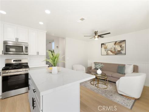 226  Greenmoor  95 , Irvine, CA