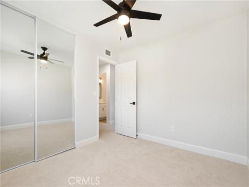 226  Greenmoor  95 , Irvine, CA