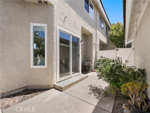 226  Greenmoor  95 , Irvine, CA