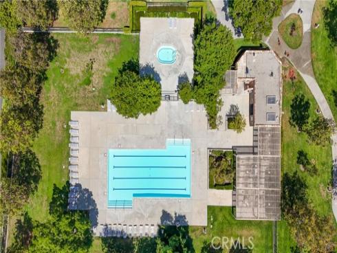 226  Greenmoor  95 , Irvine, CA