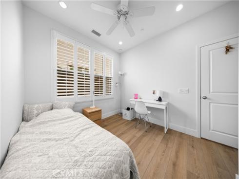 63 Birmingham , Irvine, CA