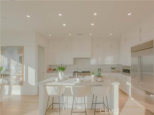 137 Oakstone , Irvine, CA