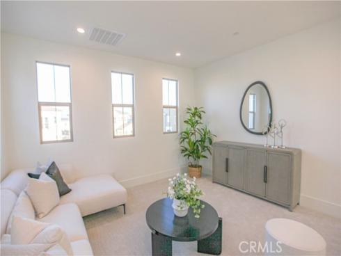 137 Oakstone , Irvine, CA