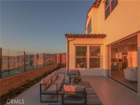 137 Oakstone , Irvine, CA