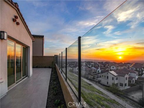 137 Oakstone , Irvine, CA