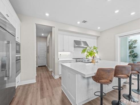 113  Source  , Irvine, CA