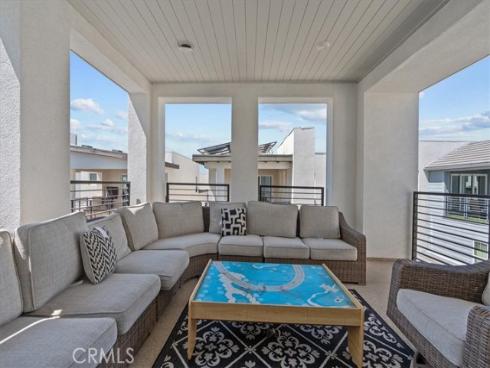 113  Source  , Irvine, CA