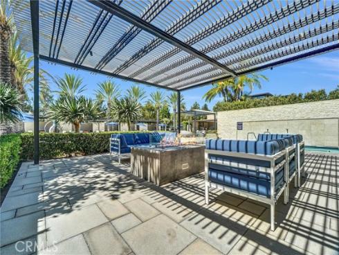 74  Iluna  , Irvine, CA