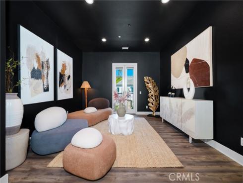 56  Egret  , Irvine, CA