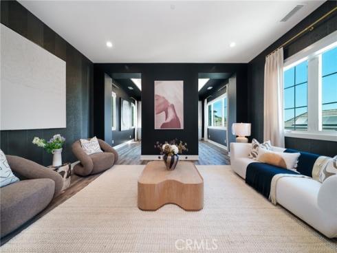 56  Egret  , Irvine, CA