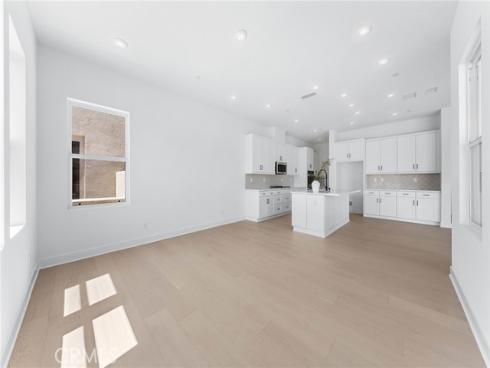 123  Bosal  , Irvine, CA