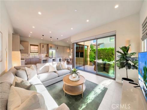 111  Linda Vista  , Irvine, CA