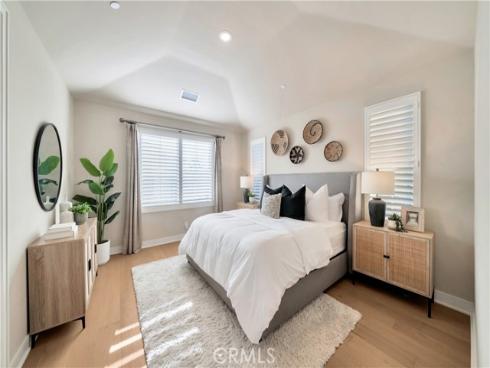 111  Linda Vista  , Irvine, CA