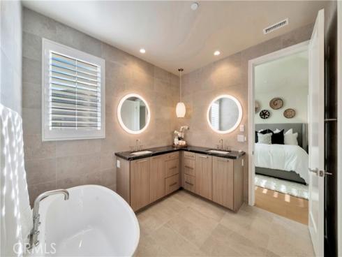 111  Linda Vista  , Irvine, CA