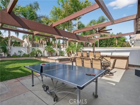 10  Calais  , Irvine, CA