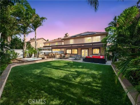 10  Calais  , Irvine, CA