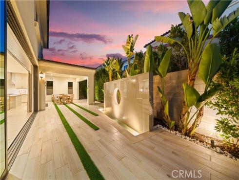 53  Hornbill  , Irvine, CA