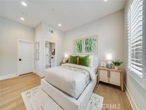 126 Paxton , Irvine, CA