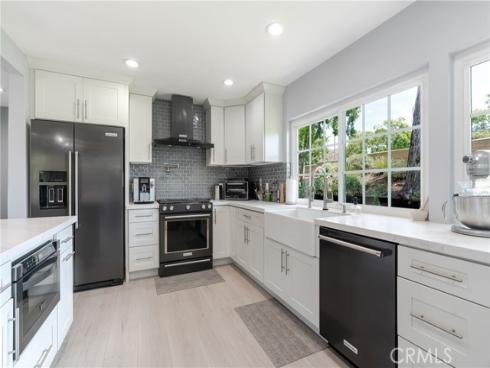 12  Juniper  , Irvine, CA