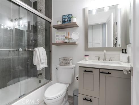 12  Juniper  , Irvine, CA