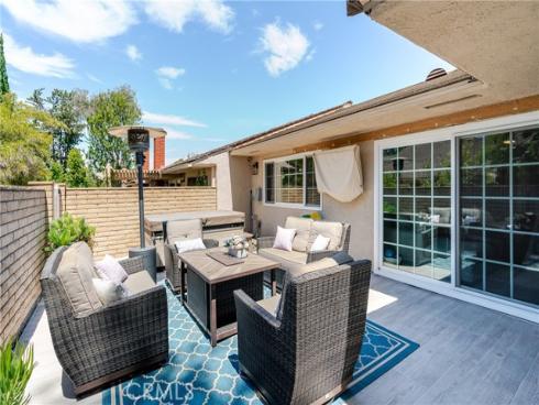 12  Juniper  , Irvine, CA