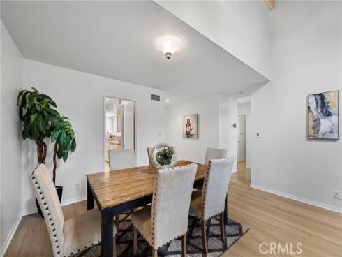 22  Meadowsweet  , Irvine, CA