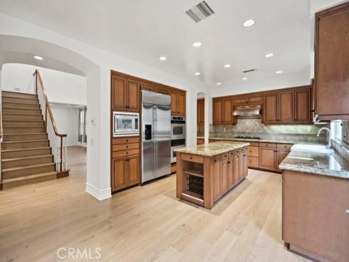 33  Modesto  , Irvine, CA