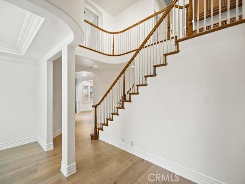 33  Modesto  , Irvine, CA