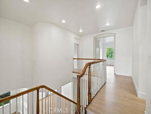 33  Modesto  , Irvine, CA