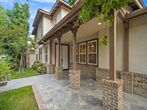 33  Modesto  , Irvine, CA