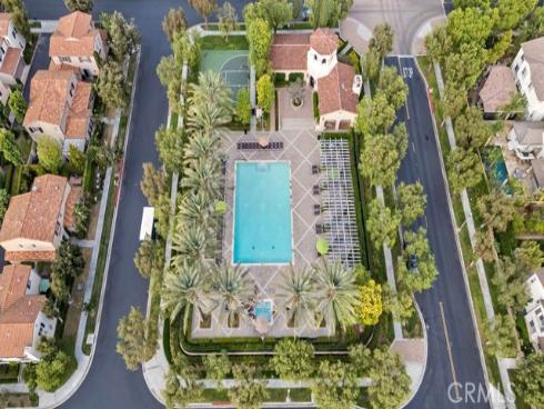 33  Modesto  , Irvine, CA