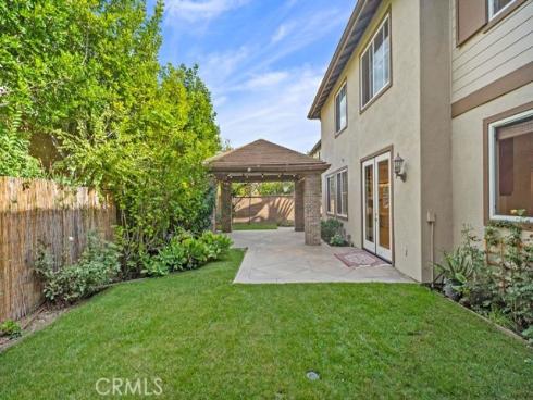 33  Modesto  , Irvine, CA