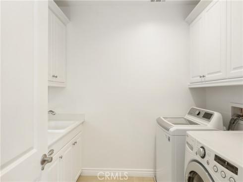 54  Hearst  , Irvine, CA