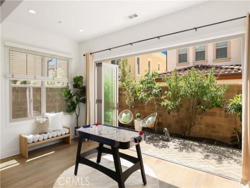 54  Hearst  , Irvine, CA