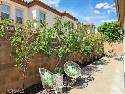 54  Hearst  , Irvine, CA